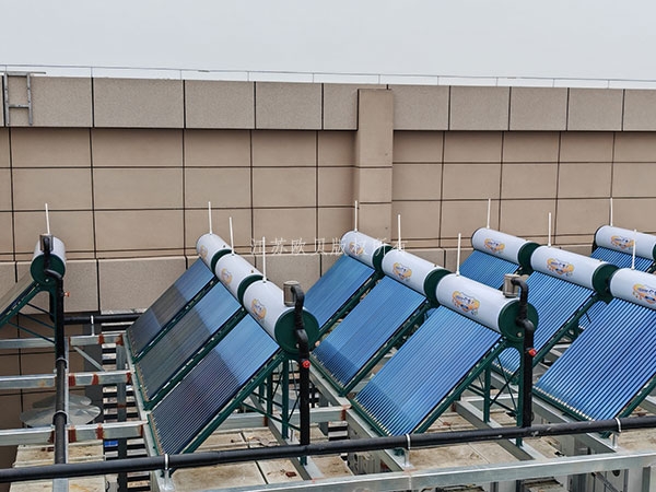 【圖片】湖北醫(yī)院無動力太陽能熱水工程