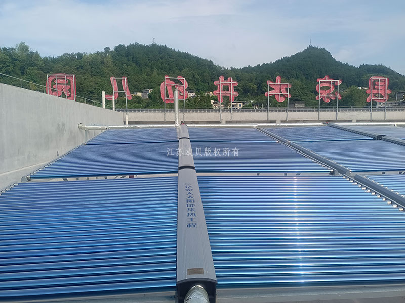 【圖片】湖北幼兒園太陽(yáng)能集熱器熱水工程